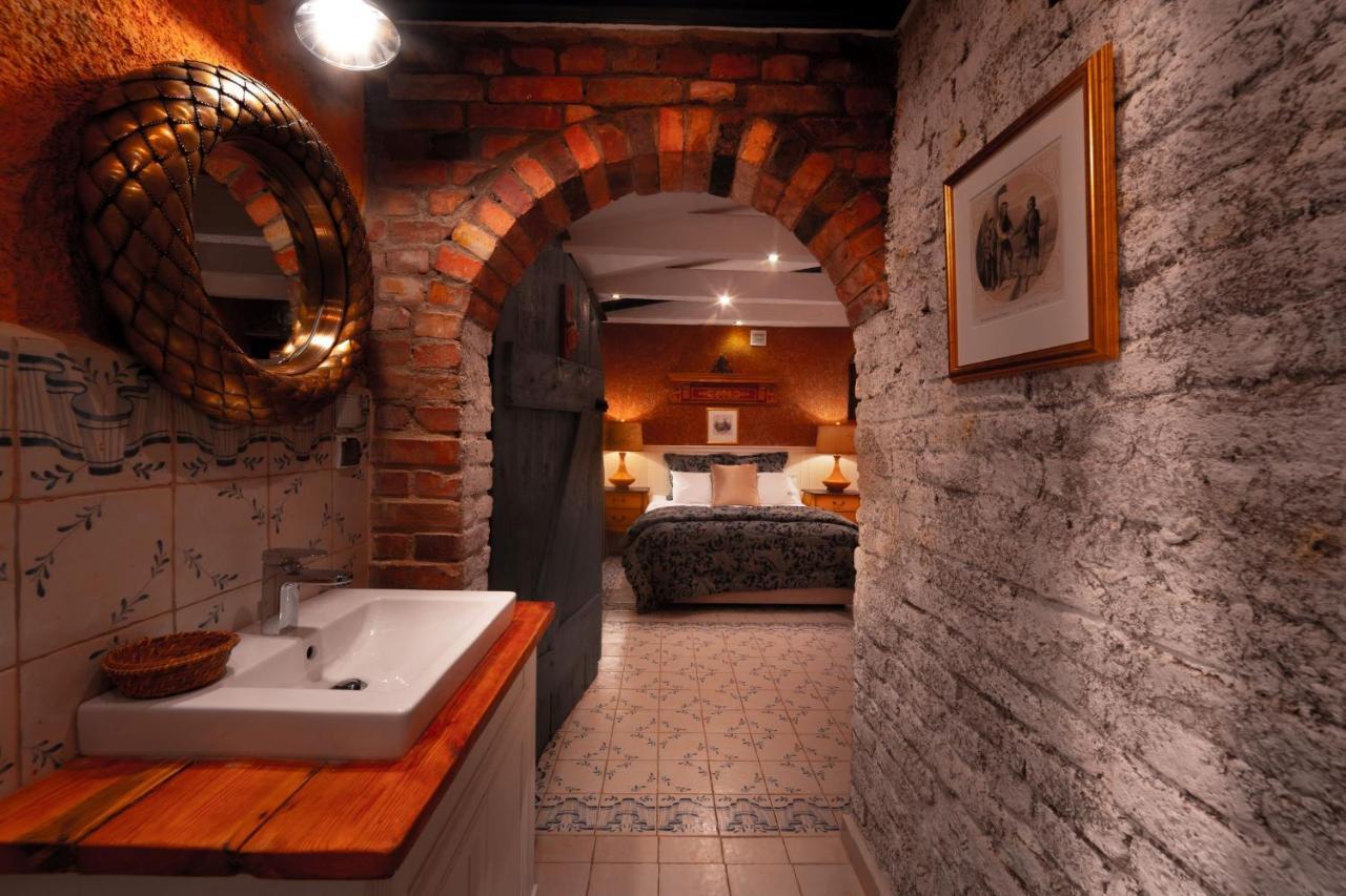 شتشيتسين Paul'S Fantasia Boutique Suites المظهر الخارجي الصورة