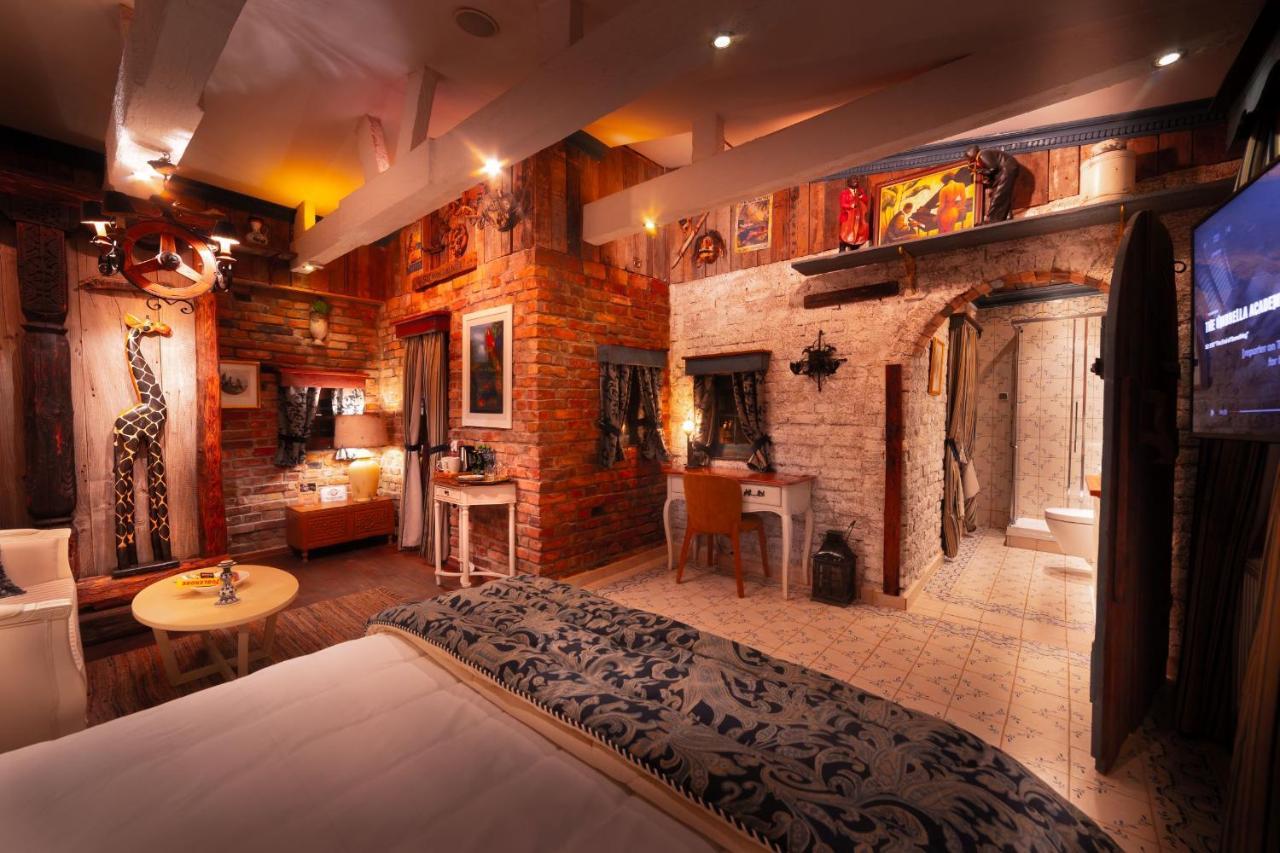 شتشيتسين Paul'S Fantasia Boutique Suites المظهر الخارجي الصورة