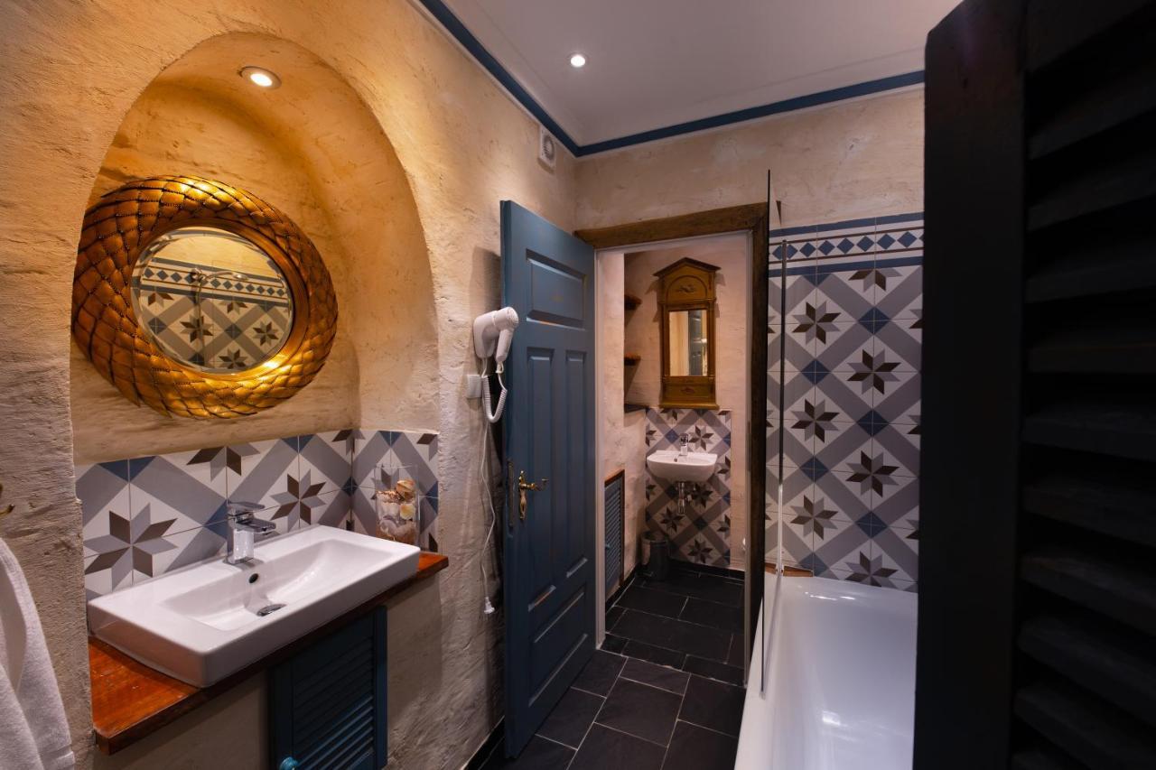 شتشيتسين Paul'S Fantasia Boutique Suites المظهر الخارجي الصورة