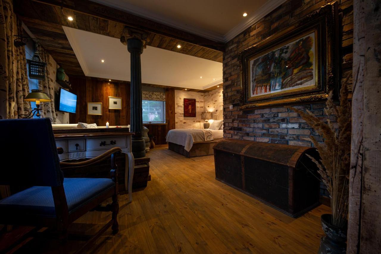 شتشيتسين Paul'S Fantasia Boutique Suites المظهر الخارجي الصورة