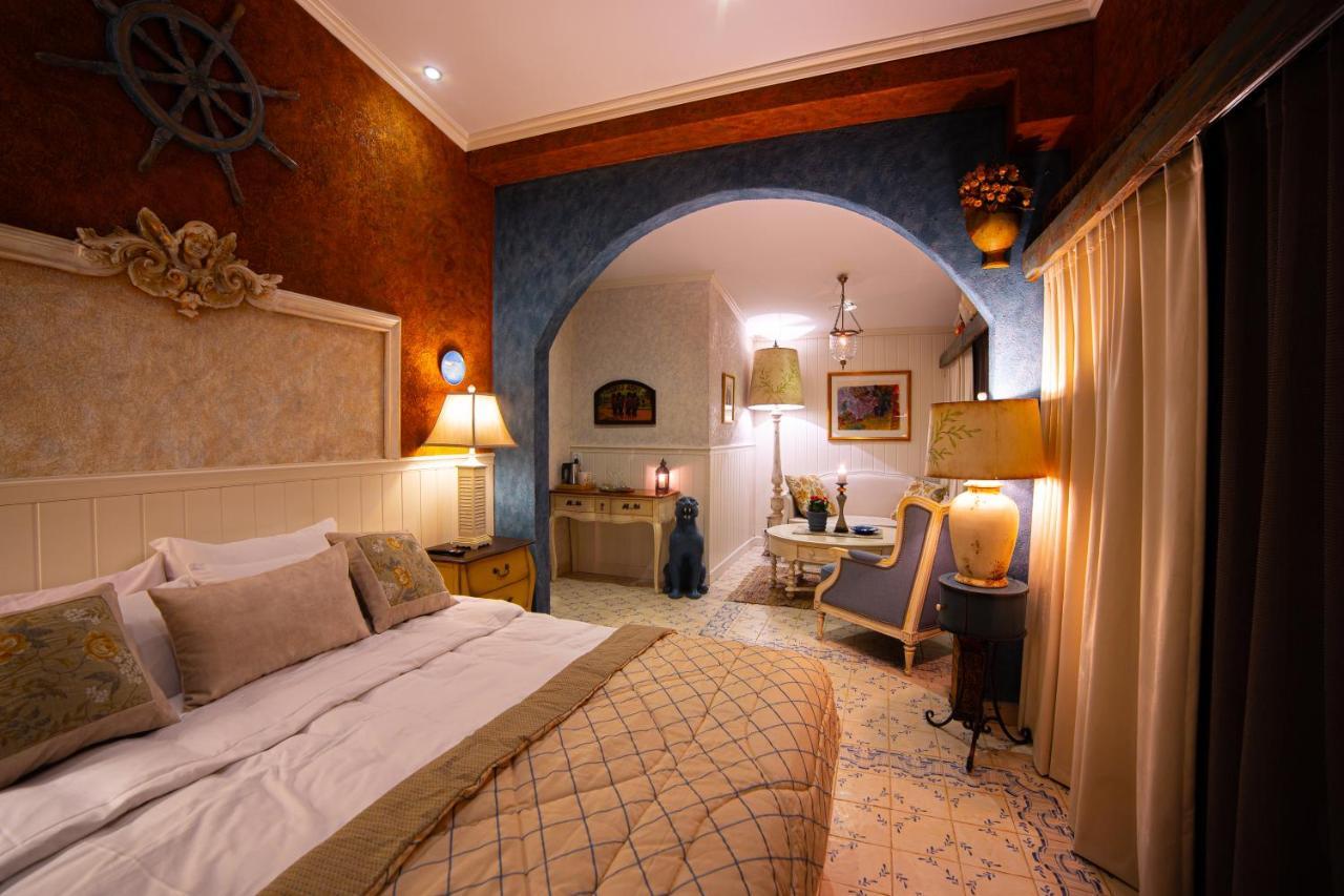 شتشيتسين Paul'S Fantasia Boutique Suites المظهر الخارجي الصورة