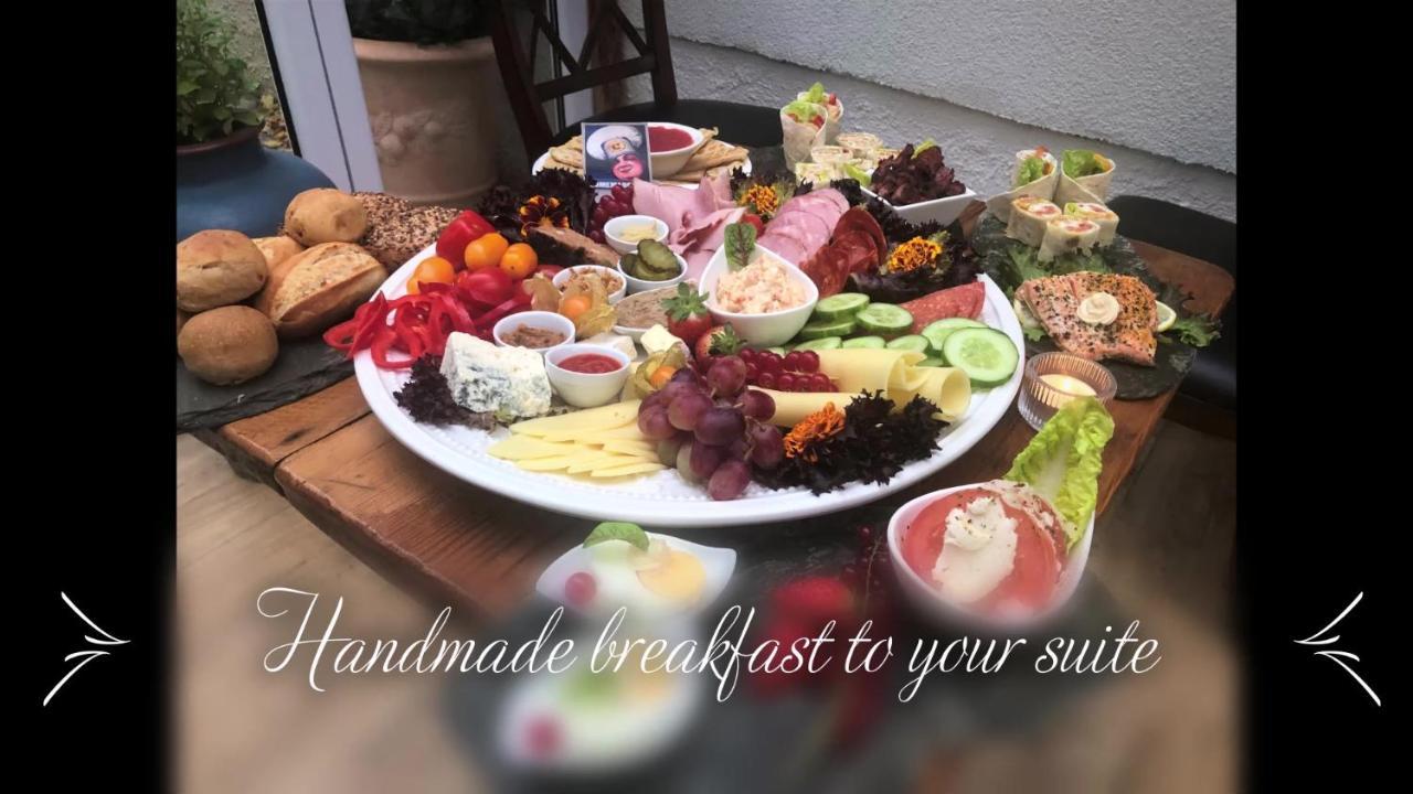 شتشيتسين Paul'S Fantasia Boutique Suites المظهر الخارجي الصورة