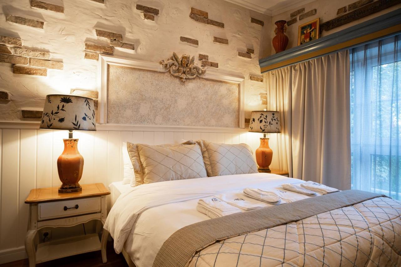 شتشيتسين Paul'S Fantasia Boutique Suites المظهر الخارجي الصورة