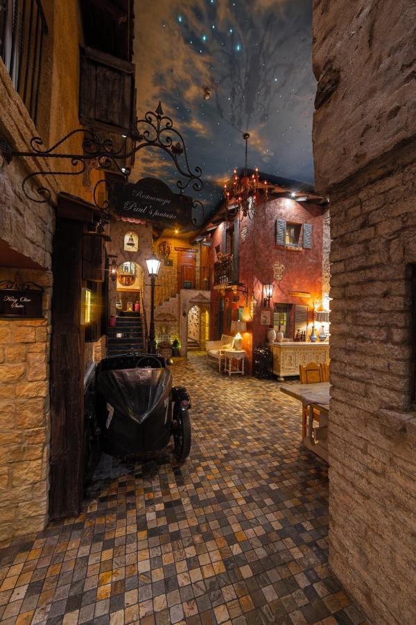 شتشيتسين Paul'S Fantasia Boutique Suites المظهر الخارجي الصورة